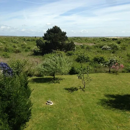 Cozy Villa Situated In Saint-Germain-Sur-Ay With Parking Villa